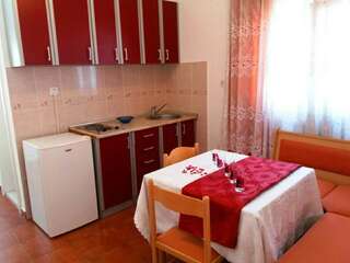 Апартаменты Apartments Igalo Private accommodation Montenegro Игало Апартаменты с 1 спальней-10